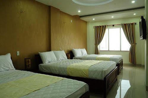 Canh Buom Hotel Da Nang Buitenkant foto
